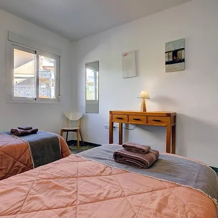 Spacious 2 Bedroom With Sea View! شقة فوينخيرولا