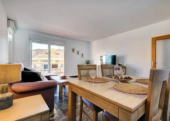 アパート Spacious 2 Bedroom With Sea View! *