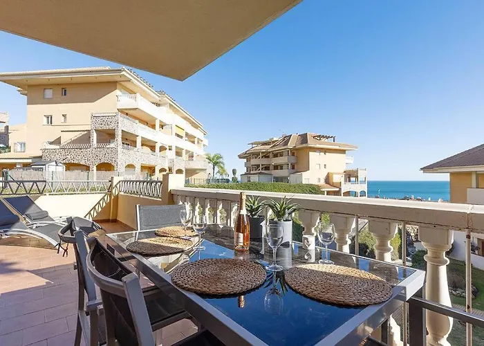 Spacious 2 Bedroom With Sea View! アパート フエンヒロラ