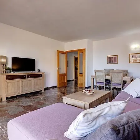 Spacious 2 Bedroom With Sea View! Fuengirola